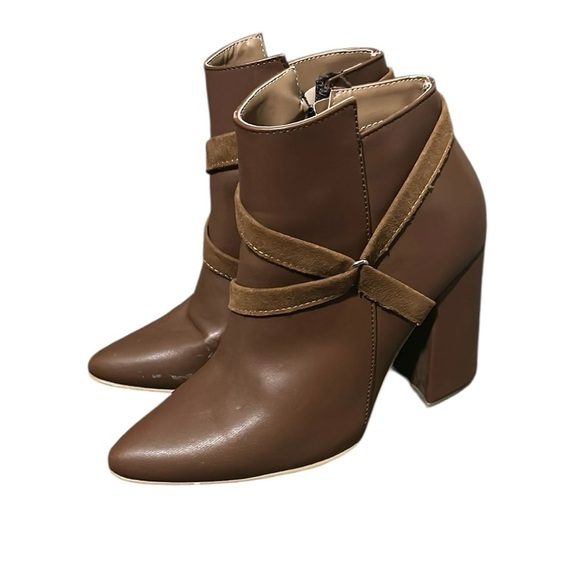 Brown Heeled Boots with Chunky Block Heel and Pointed Toe size 7.5 - Picture 1 of 12